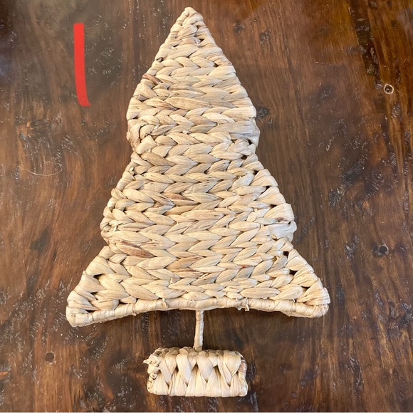 NWT Rattan Tree Home Decor - Picture 8 of 11